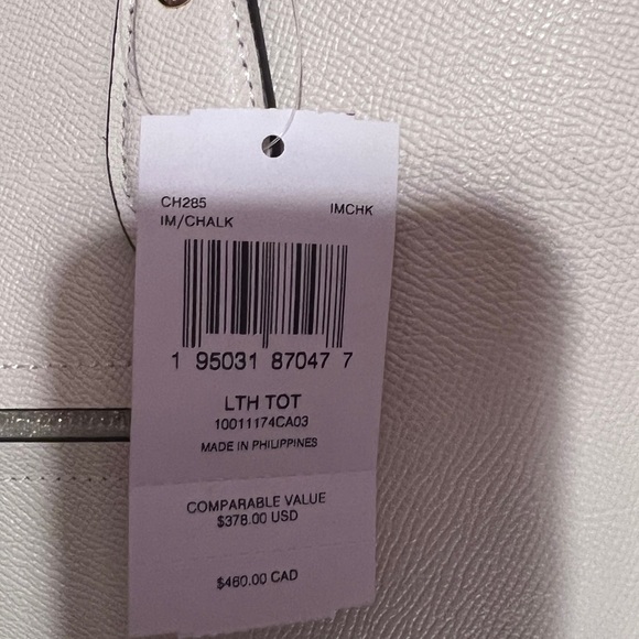 Coach Large Tote in Chalk - Picture 8 of 9